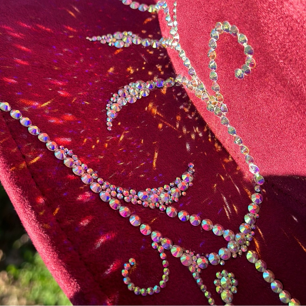 NWT Rodeo Queen Burgundy Suede Swarovski Crystals Cowboy Hat
